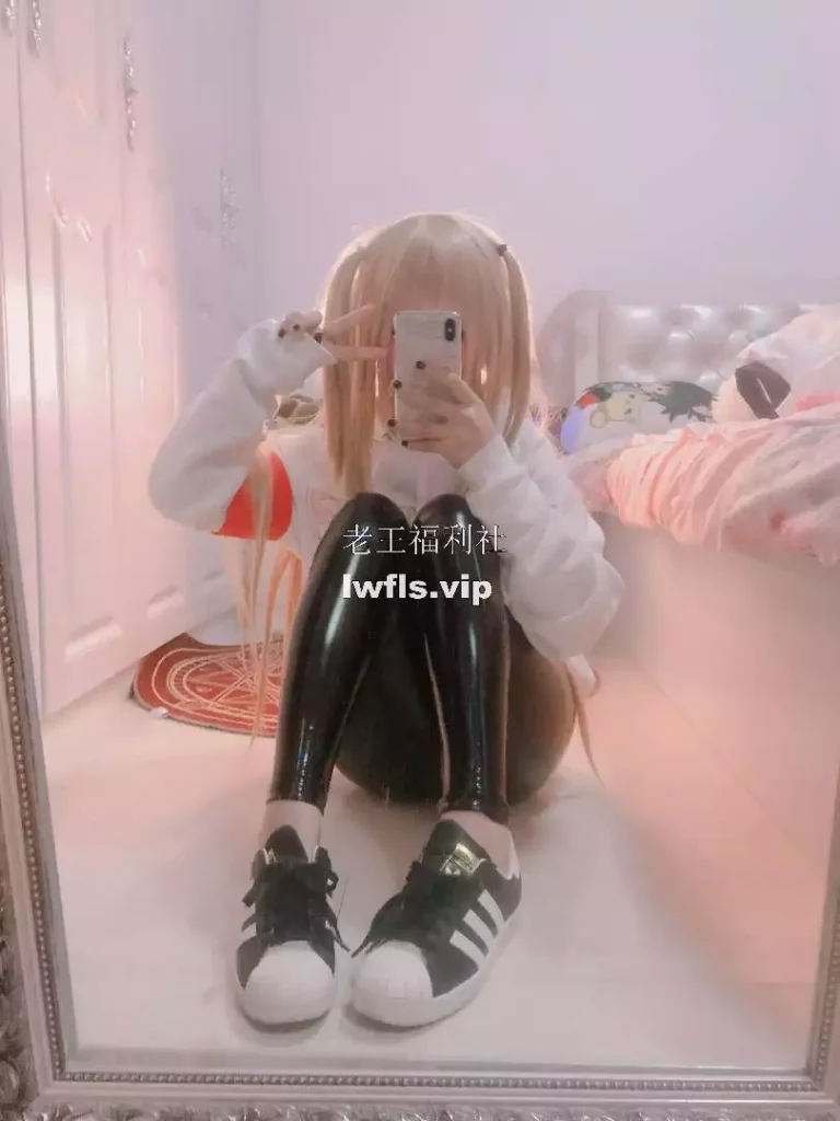 软妹摇摇乐yoyo美女写真图集合集打包下载 -预览图 6 - 2023年12月2日 - 下午1:35 - 老王福利社- 软妹摇摇乐yoyo美女写真图集合集打包下载 -预览图 5 - 2023年12月2日 - 下午1:35 - 老王福利社-