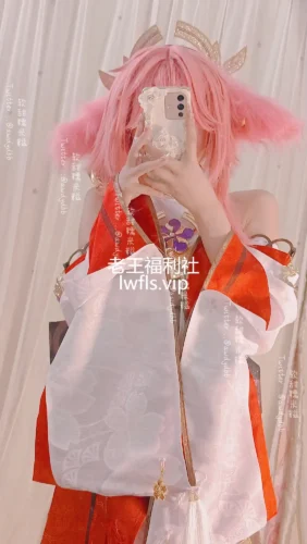 软甜糯米糍 美女艺术写真合集视频打包下载-老王福利社