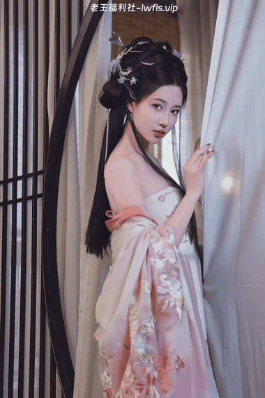 图片[3]-年年 美女艺术写真在线欣赏-霓裳 - 老王福利社 - lwfls.vip[50P-205MB]-老王福利社