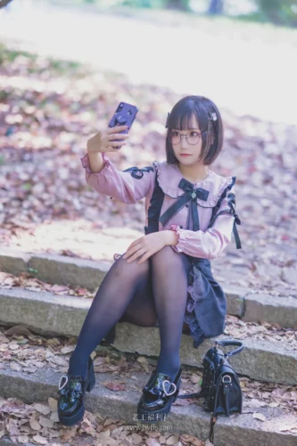 lunananya 写真合集下载 - 老王福利社 - lwfls.vip[35套][6.50GB]-老王福利社