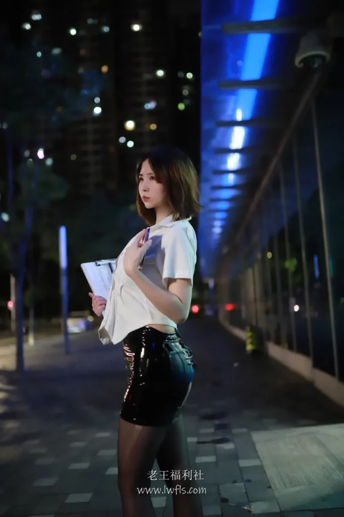 图片[21]-上杉绘梨落 写真合集下载 - 老王福利社 - lwfls.vip[09套][5.7GB]-老王福利社