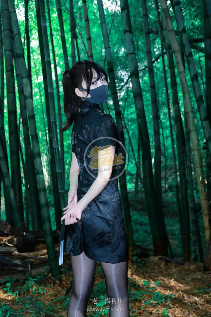 图片[12]-李佳 – 黑旗袍森林 [在线欣赏]- 老王福利社 - lwfls.vip[在线欣赏][56P]-老王福利社