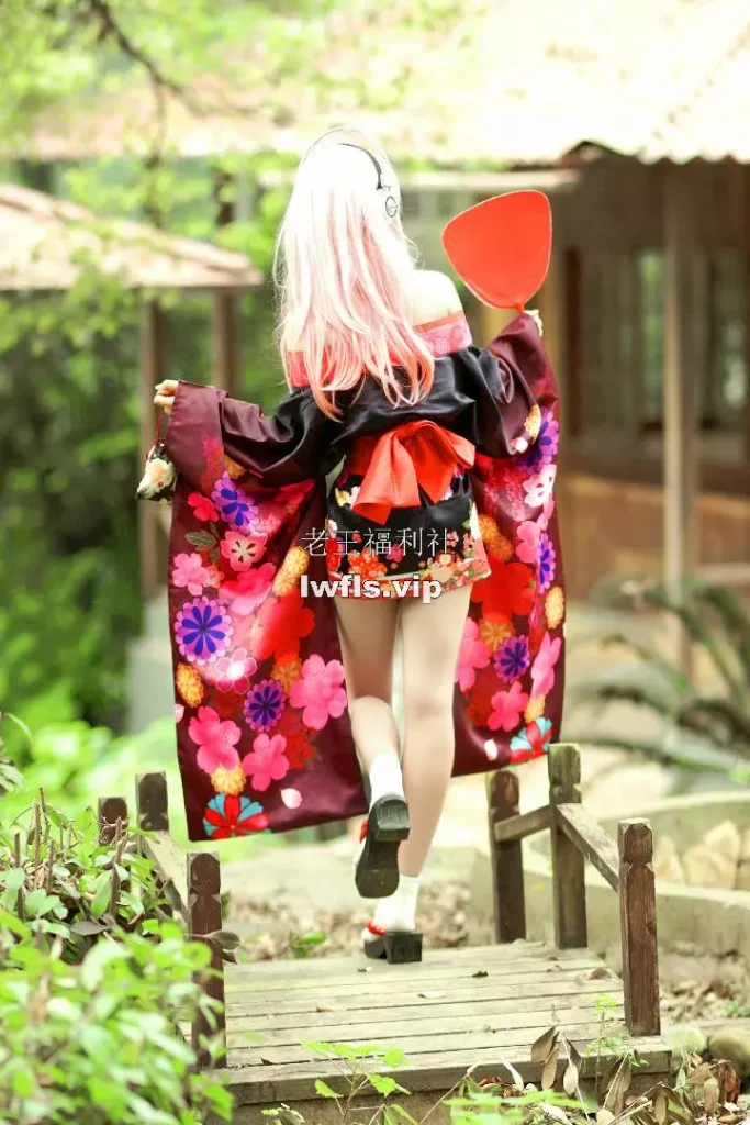 半半子 NO.021 超级索尼子