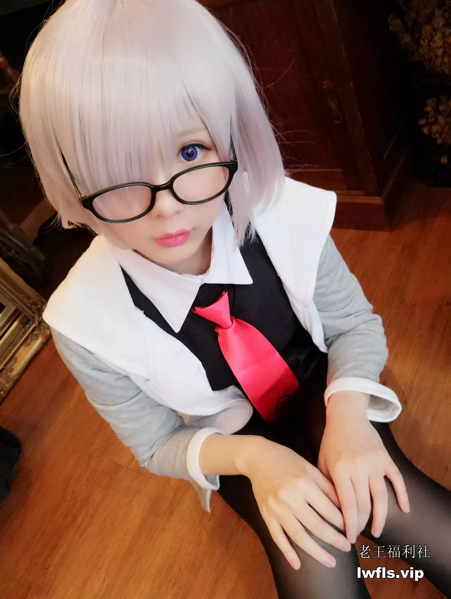 霜月Shimo美女写真打包下载 -预览图 4 - 2023年12月2日 - 下午2:18 - 老王福利社- 霜月shimo-高清合集下载无水印46套