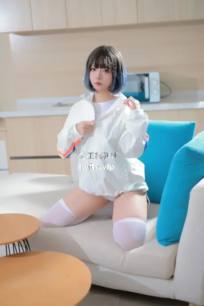 yuuhui玉汇 - 游泳部学妹美女写真图片欣赏