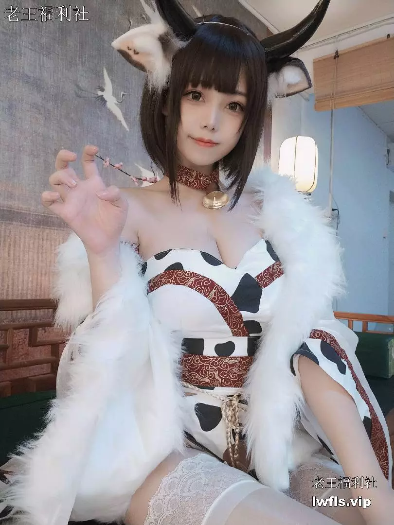 蜜汁猫裘 – 96套写真合集下载[41.02GB]