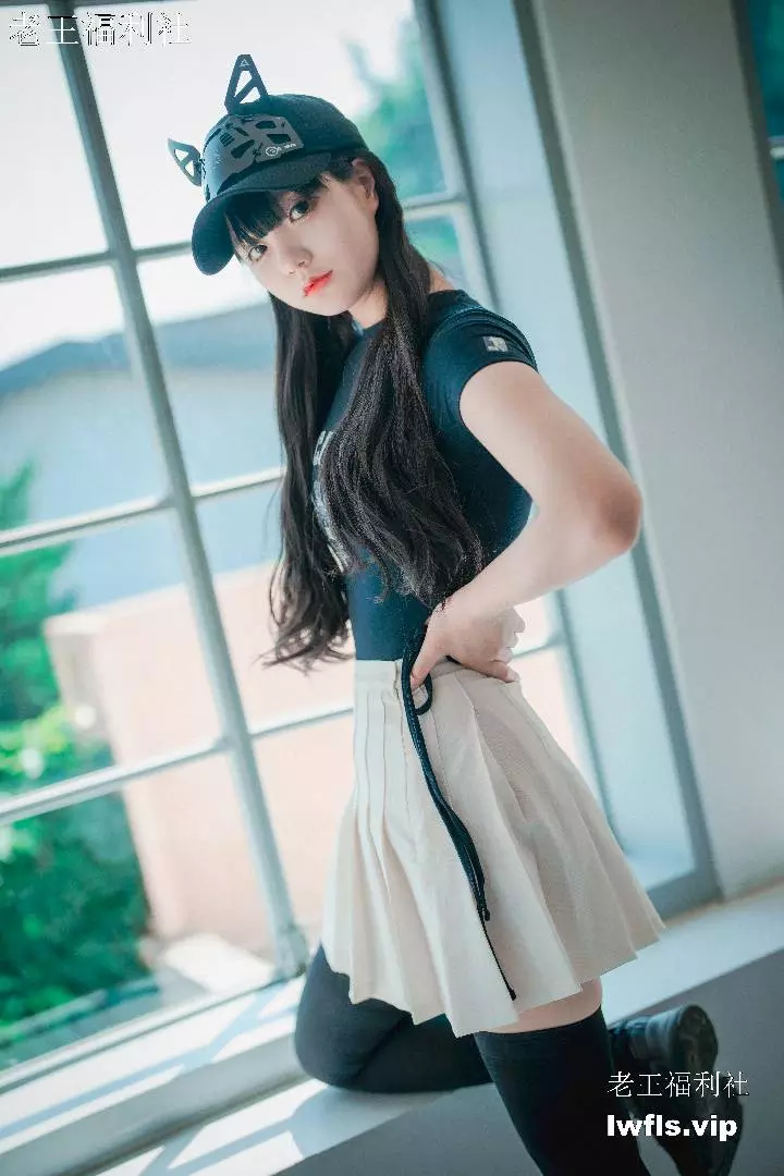 Jenny (정제니) - NO.02 Classic Athletic Girl in Navy Blue [71P]