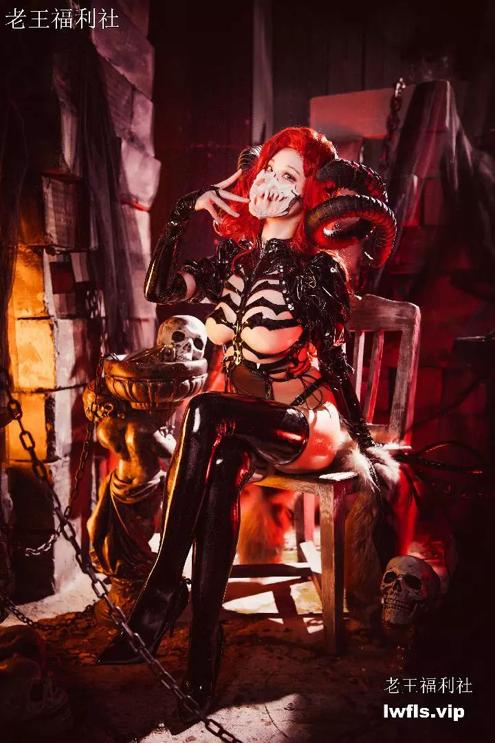 蜜汁猫裘 - NO.05 地狱骸骨 [50P]