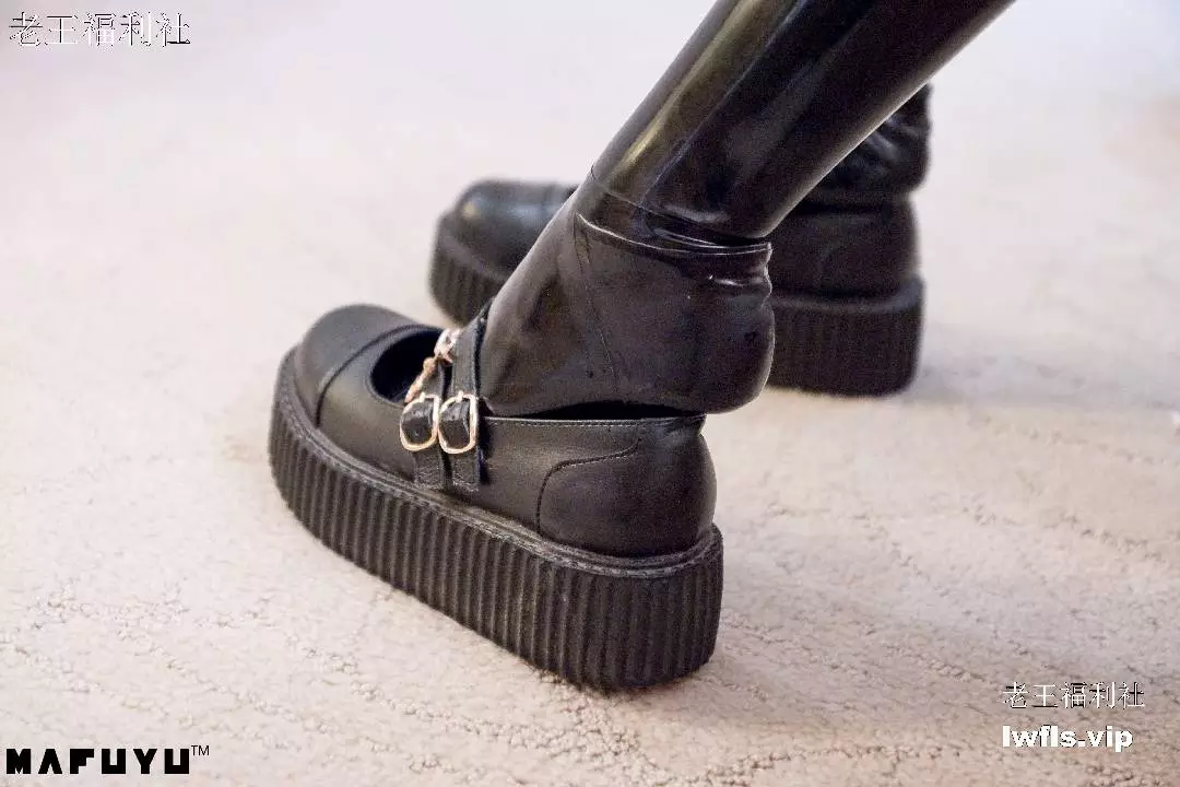 神楽坂真冬 NO.005- 胶袜系列 [81P]